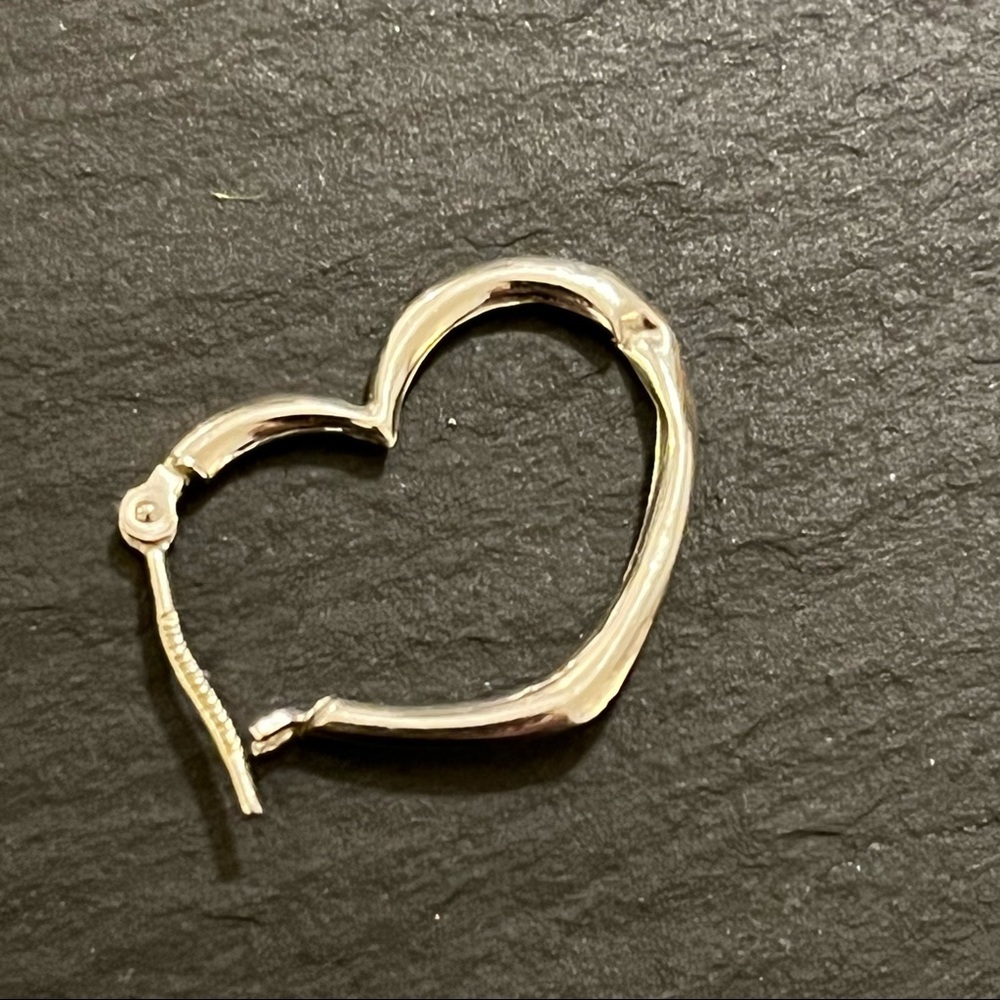 Jacmel Mauritas 14kt White Gold Heart Hoop Earrings​ - Picture 4 of 9